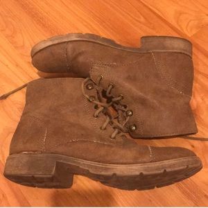 Re post: brown hiking style combat boots